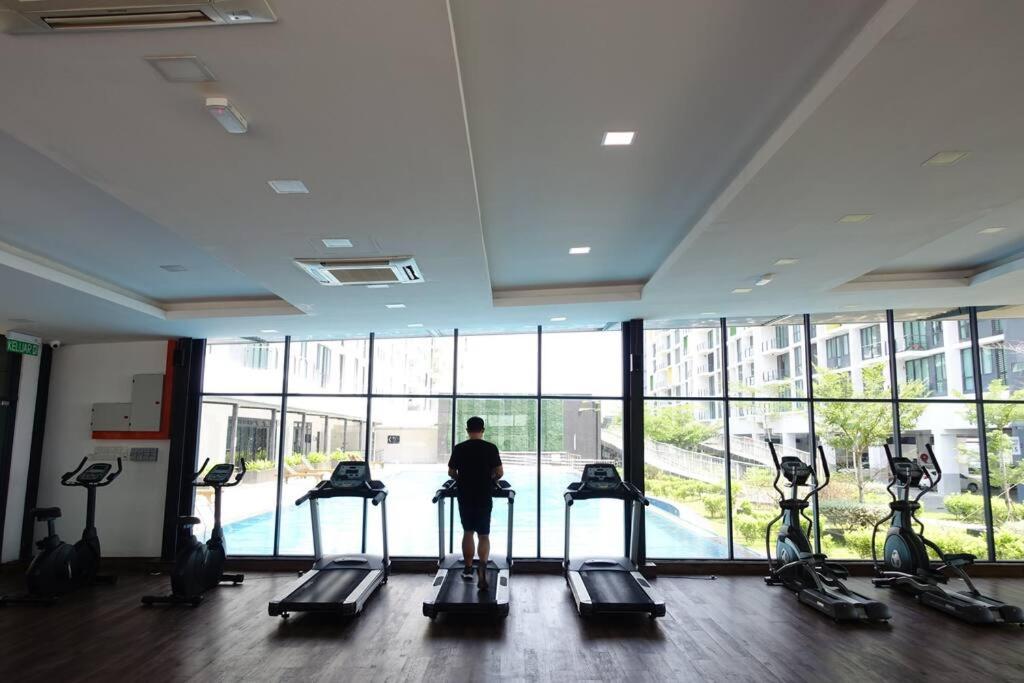 8Pax Cozy Home Stay Jazz Suites 1 Vivacity Kuching Sarawak 3Br Εξωτερικό φωτογραφία