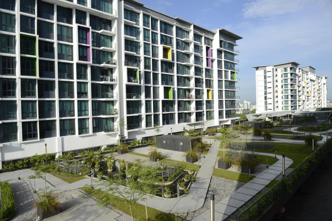 8Pax Cozy Home Stay Jazz Suites 1 Vivacity Kuching Sarawak 3Br Εξωτερικό φωτογραφία