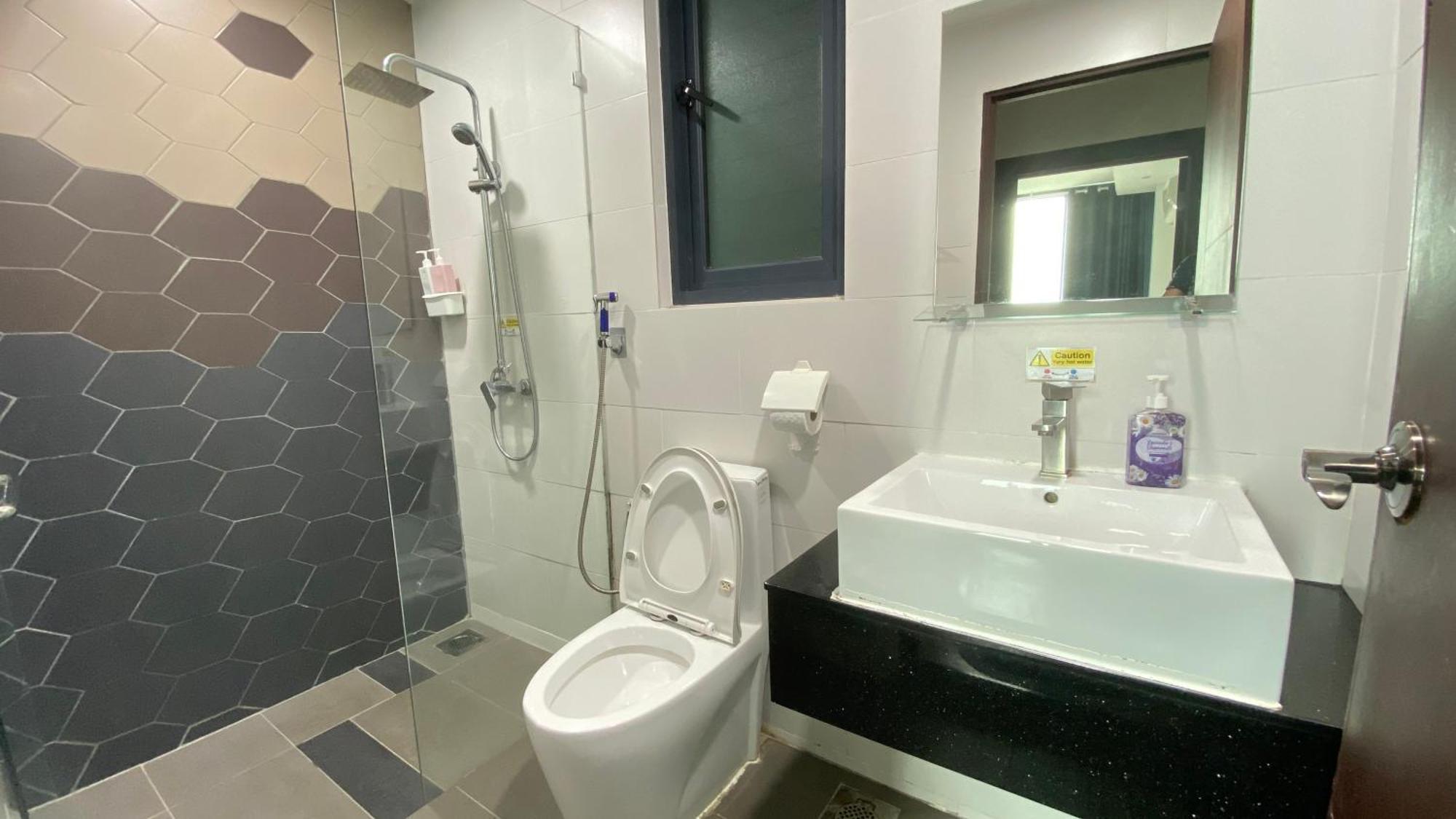 8Pax Cozy Home Stay Jazz Suites 1 Vivacity Kuching Sarawak 3Br Εξωτερικό φωτογραφία